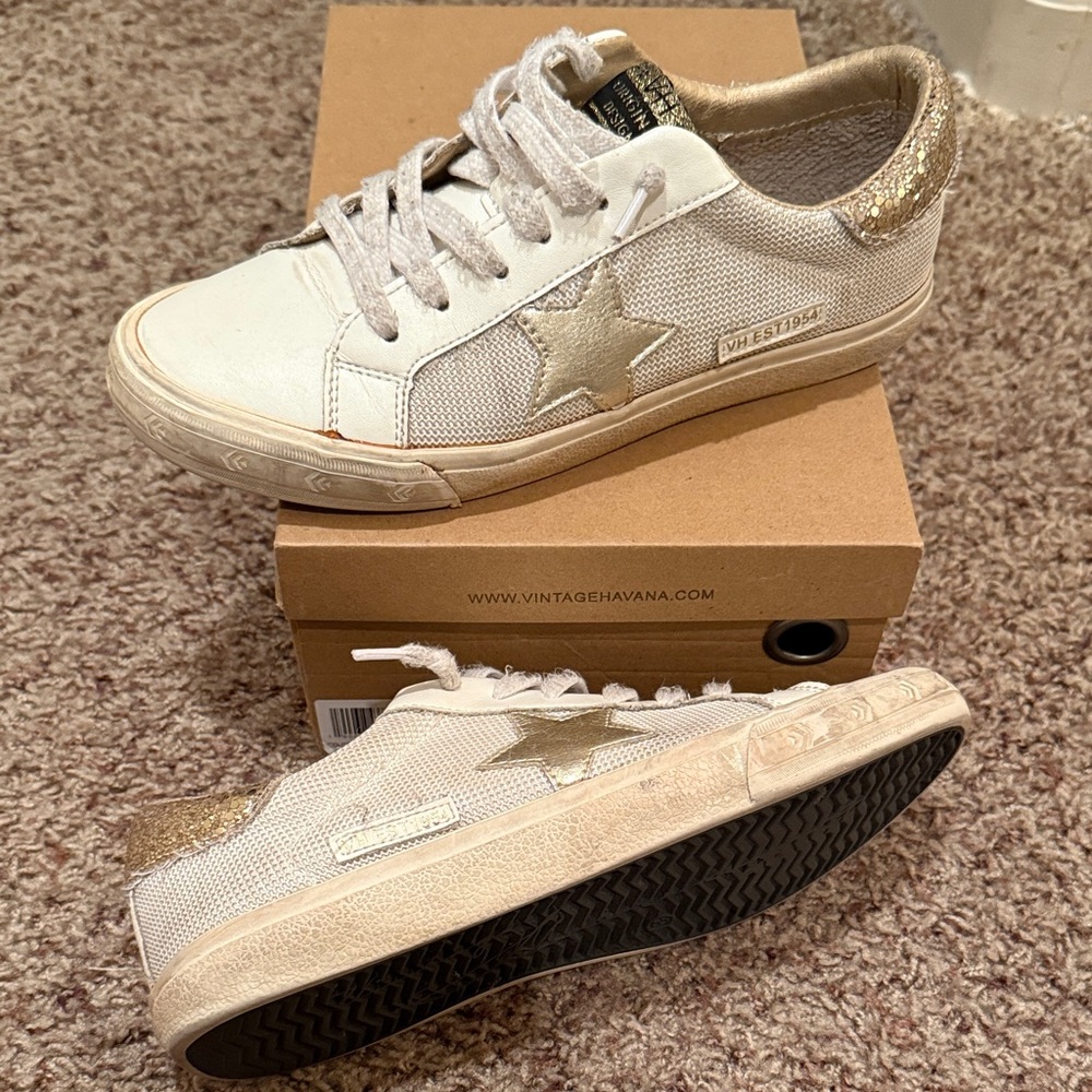 Vintage Havana White Sneakers with Gold Star